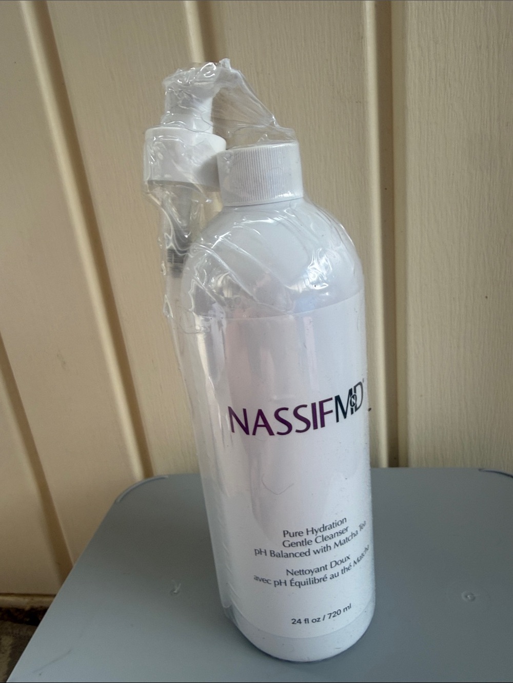 NASSIFMD White Gentle Cleanser - Hydrating Facial Cleanser (24 fl oz)